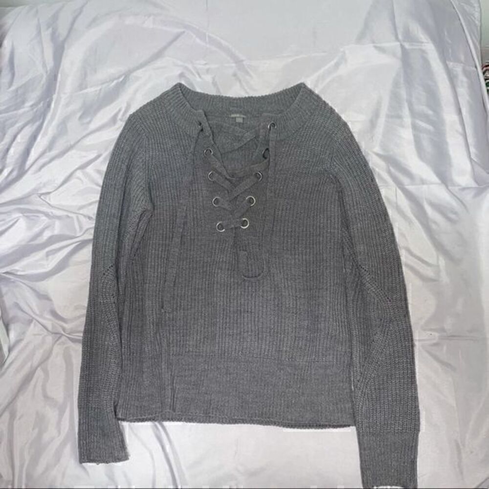 Women’s gray tie up sweater